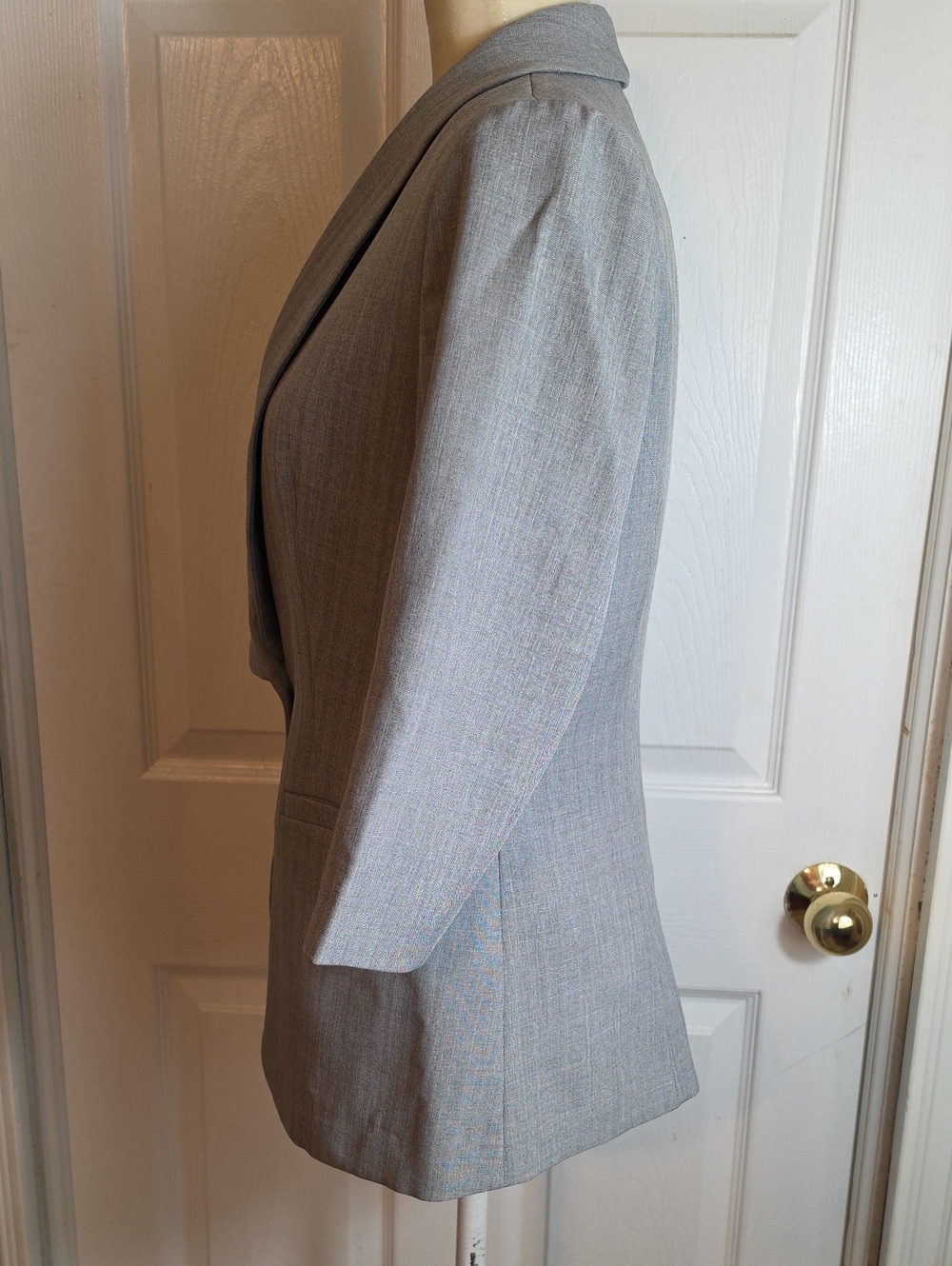 Halara One Button Blazer - Picture 6 of 12
